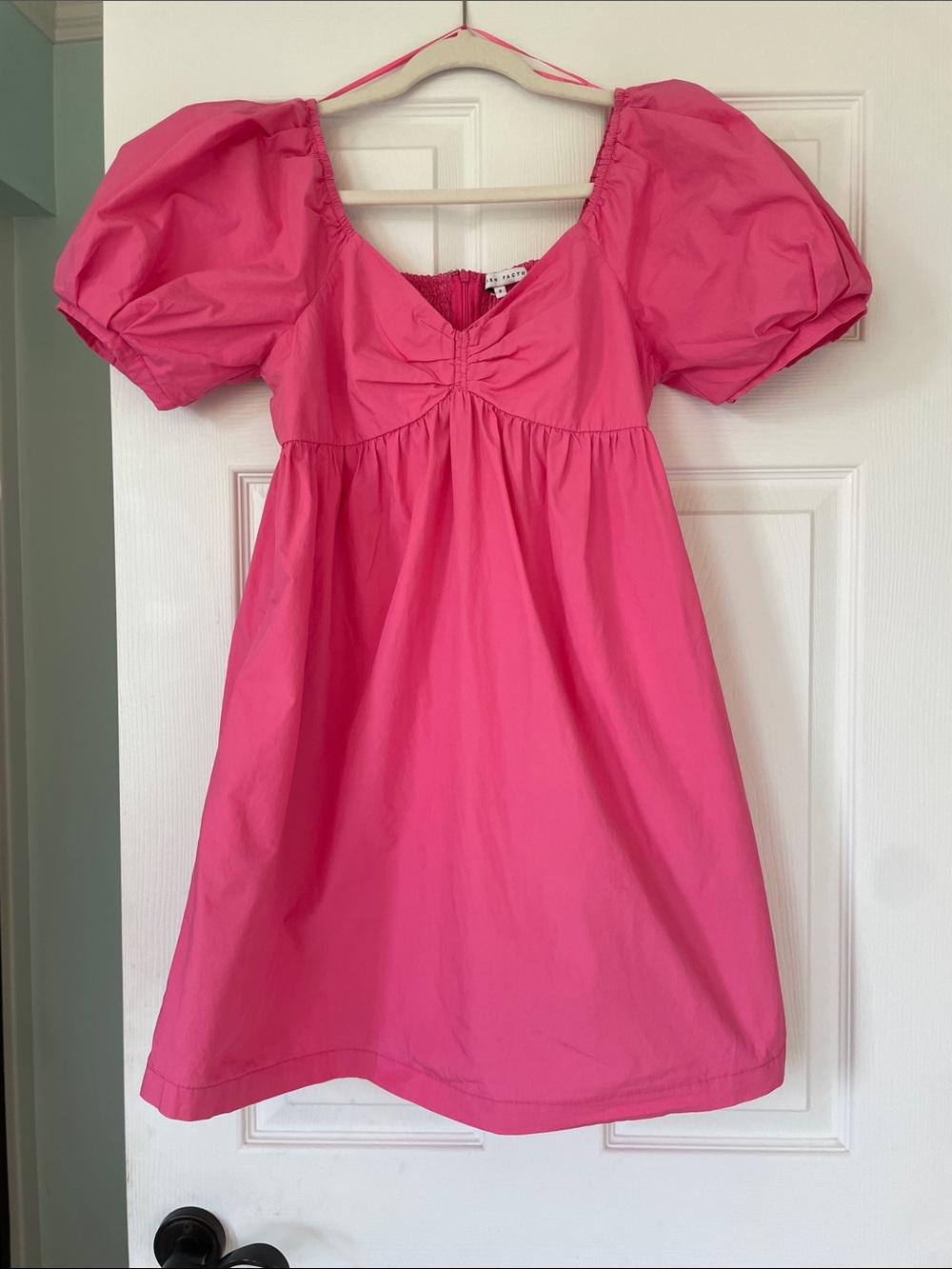 Puff-Sleeve Empire-Waist Dress in Hot Pink Womens S